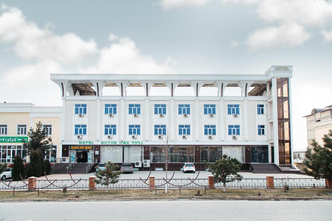 Buyuk Ipak Yo'Li Hotel Namangan Zewnętrze zdjęcie