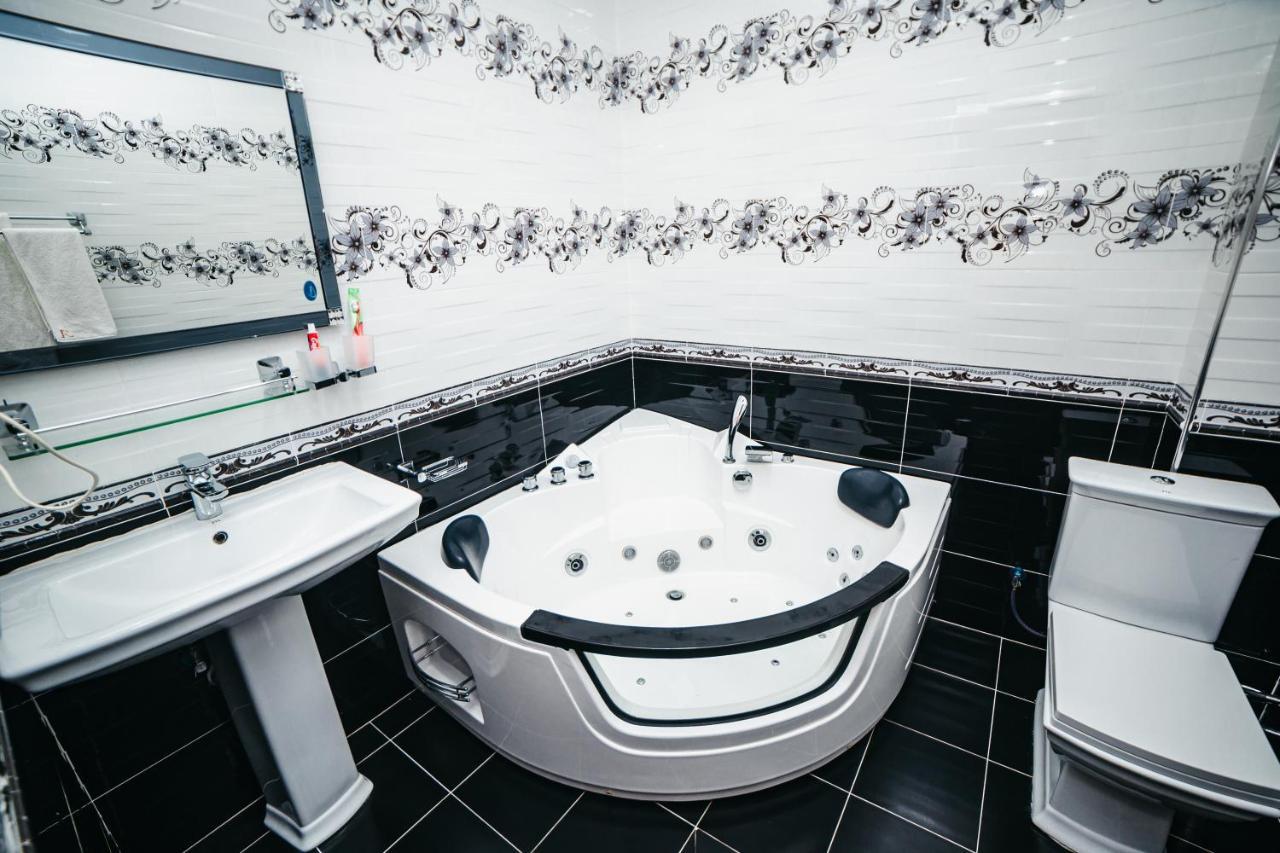 Buyuk Ipak Yo'Li Hotel Namangan Zewnętrze zdjęcie