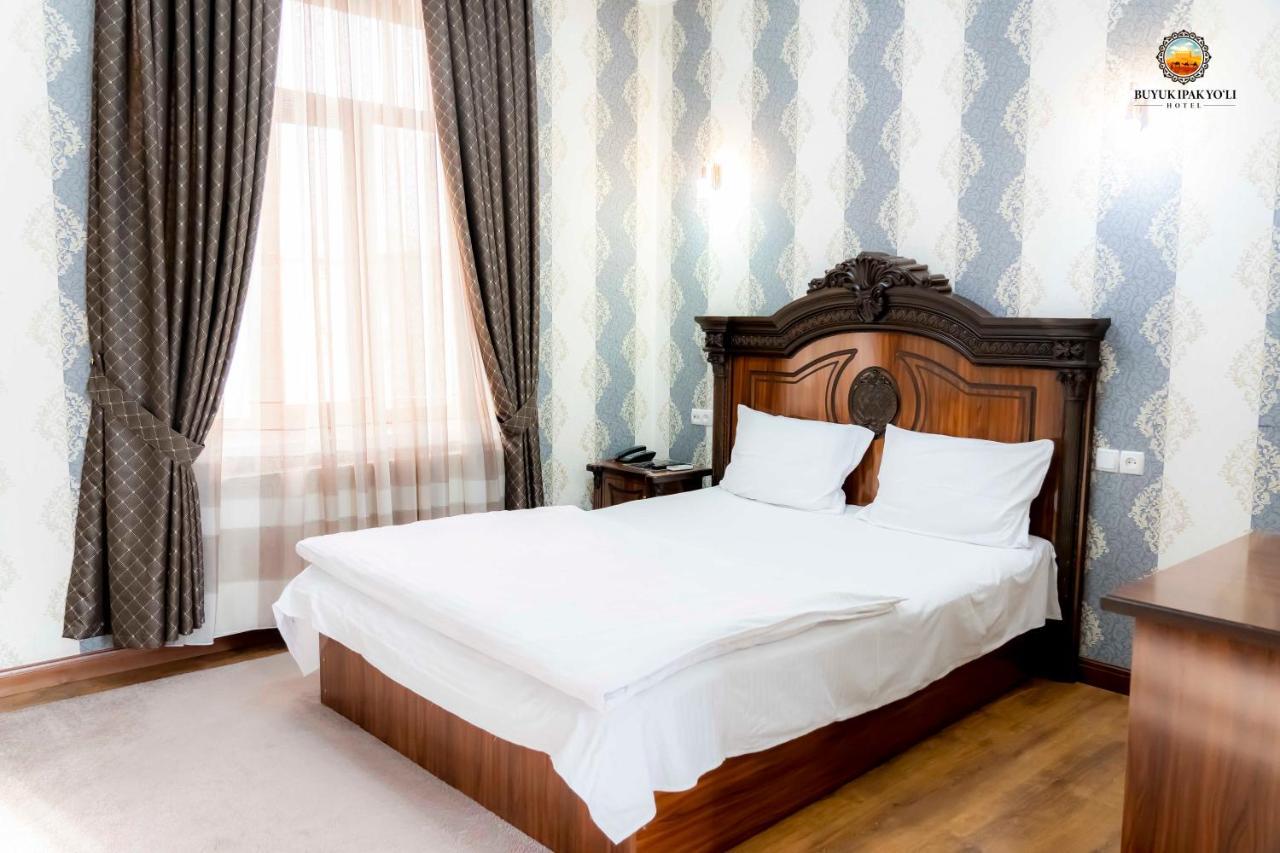Buyuk Ipak Yo'Li Hotel Namangan Zewnętrze zdjęcie