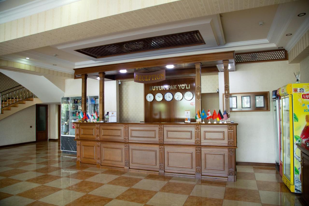 Buyuk Ipak Yo'Li Hotel Namangan Zewnętrze zdjęcie