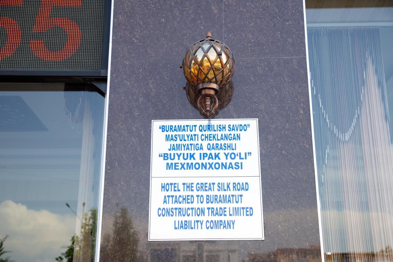 Buyuk Ipak Yo'Li Hotel Namangan Zewnętrze zdjęcie