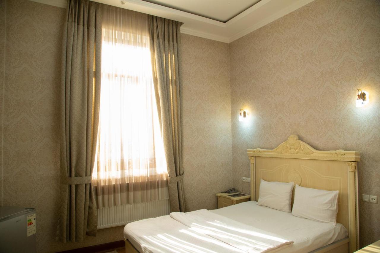 Buyuk Ipak Yo'Li Hotel Namangan Zewnętrze zdjęcie