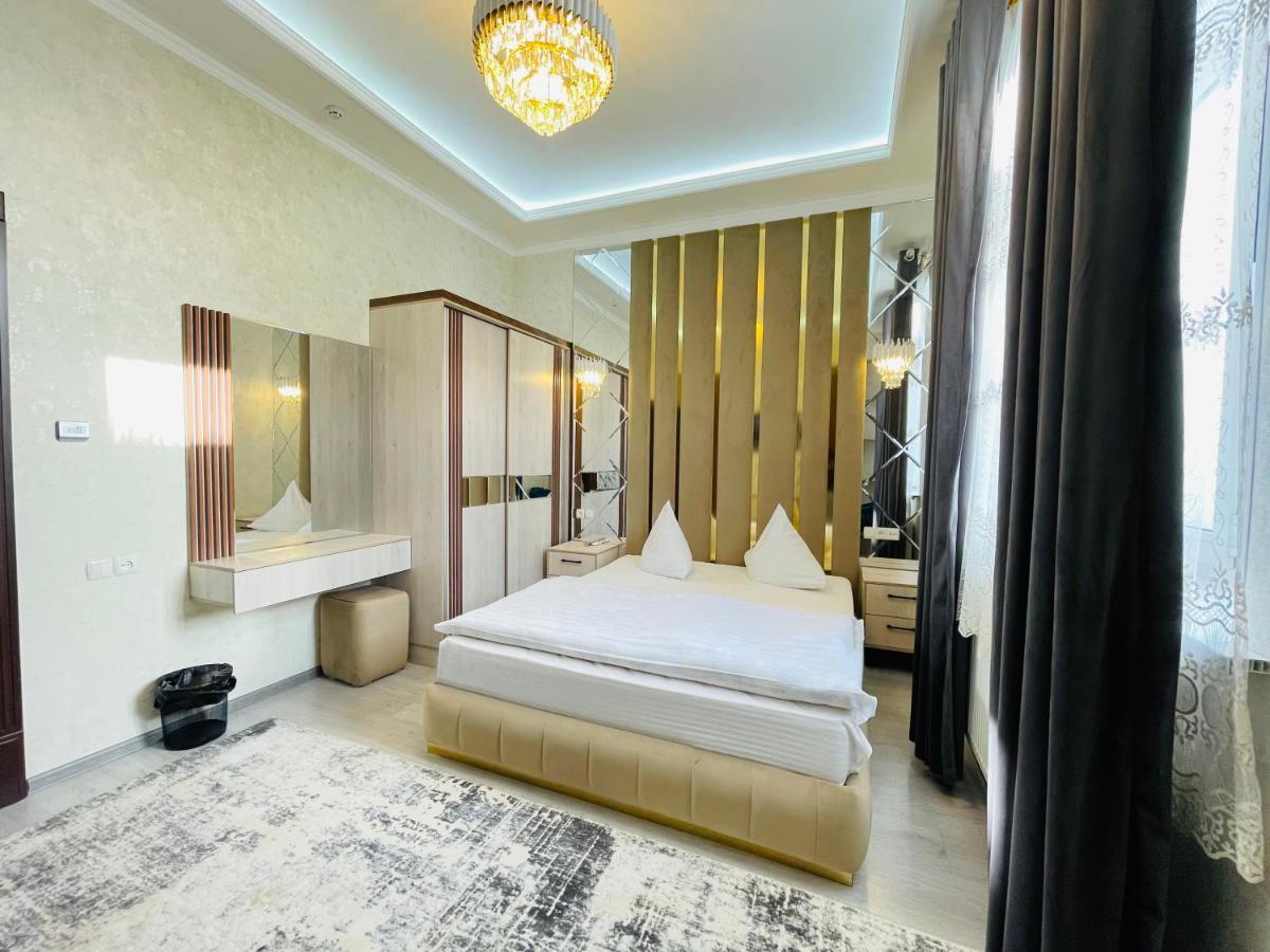 Buyuk Ipak Yo'Li Hotel Namangan Zewnętrze zdjęcie